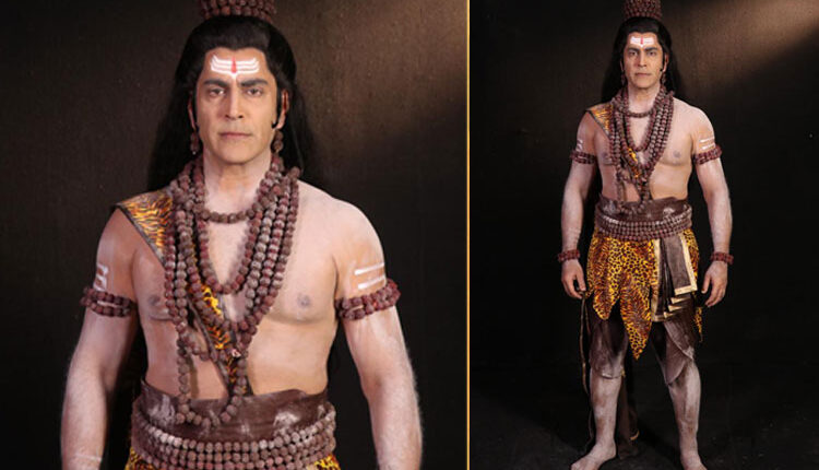 Tarun Khanna as Mahadev