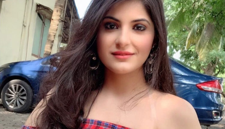 Saloni Thakkar